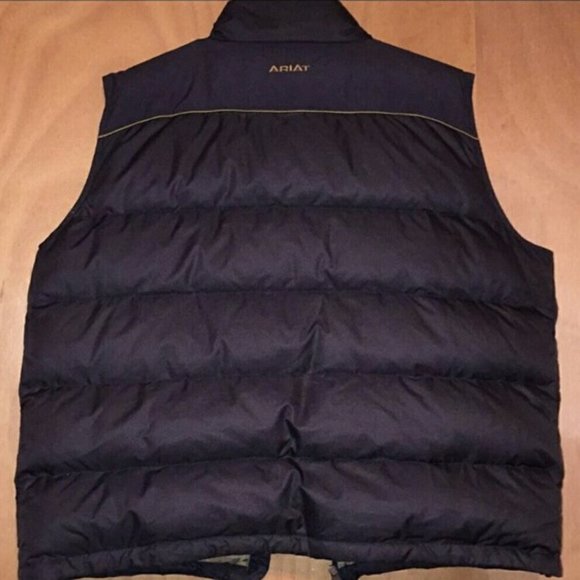 Ariat Puffer Vest - Picture 2 of 6